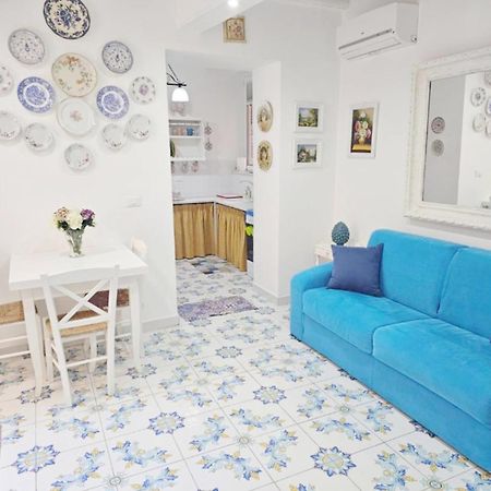 Suite And Relax Tina A 2 Passi Dal Centro E Al Foro Italico Palermo Kültér fotó